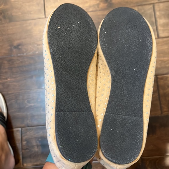 Size 7/8 - Picture 3 of 3